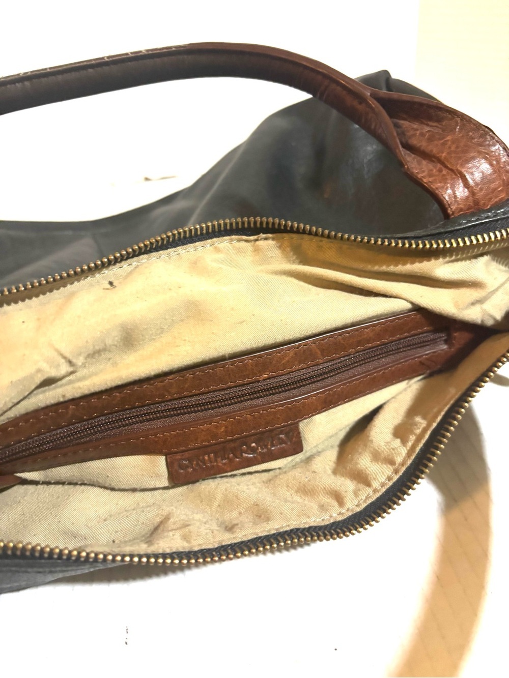 Classic Two-Tone Leather Satchel Shoulder Bag - Black & Brown - Picture 6 of 6